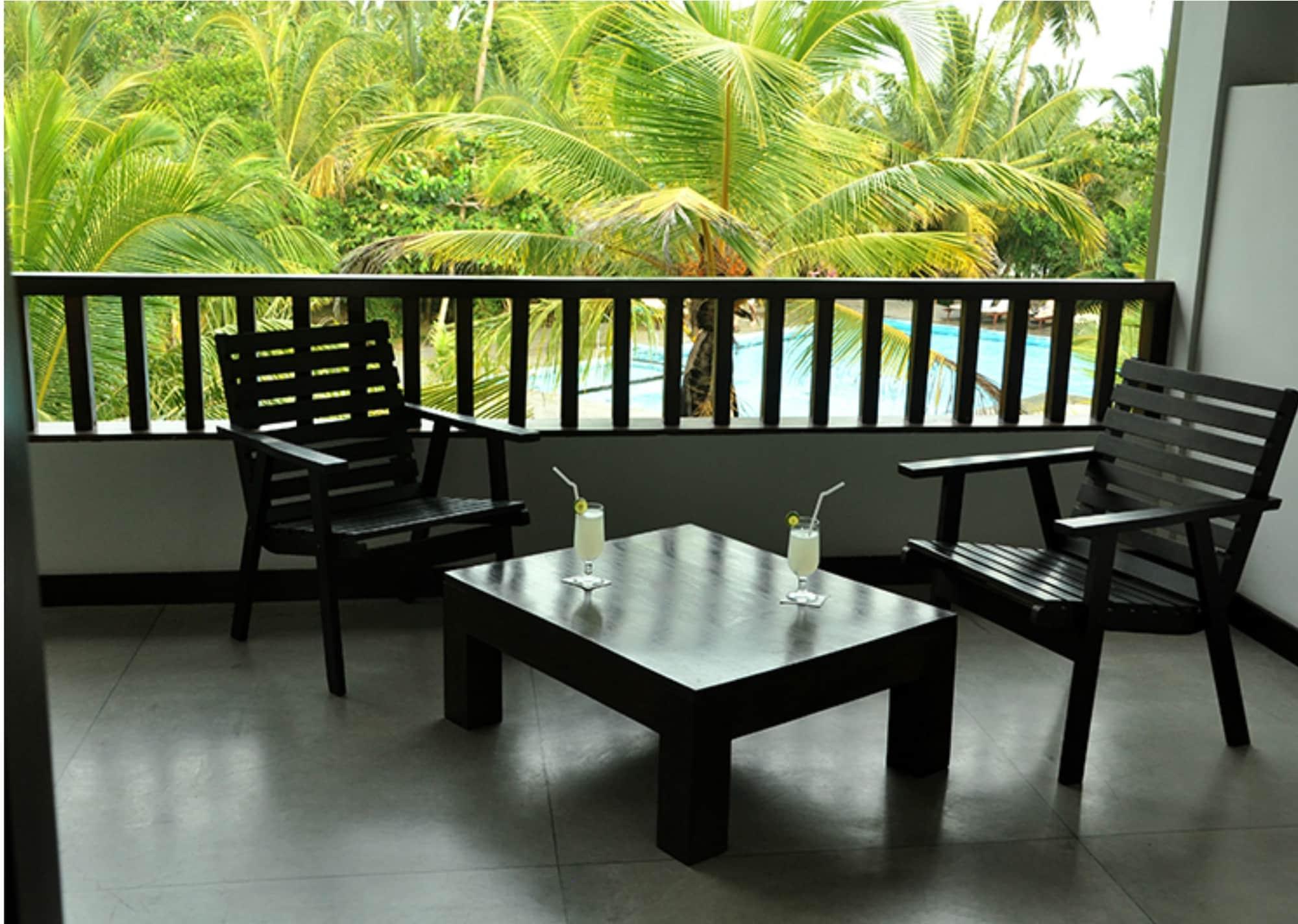 Lagoon Paradise Beach Resort Tangalle Exterior foto